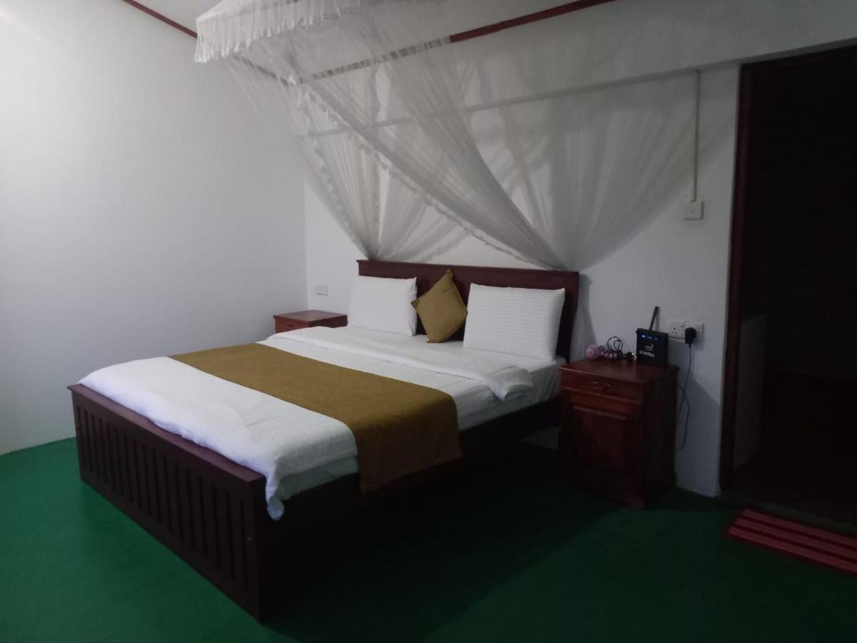 Chamodya Home Stay Ела Екстериор снимка