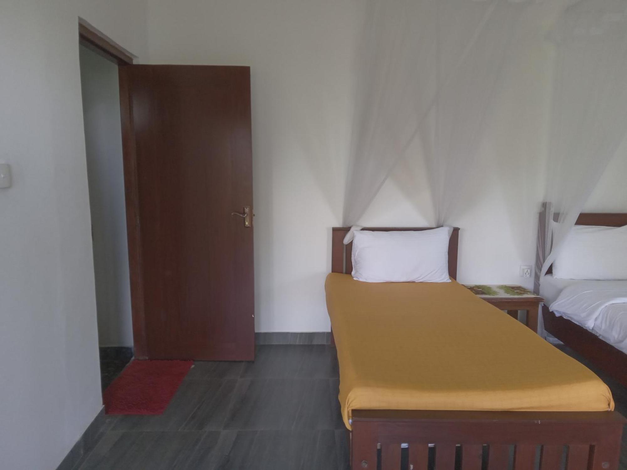 Chamodya Home Stay Ела Екстериор снимка