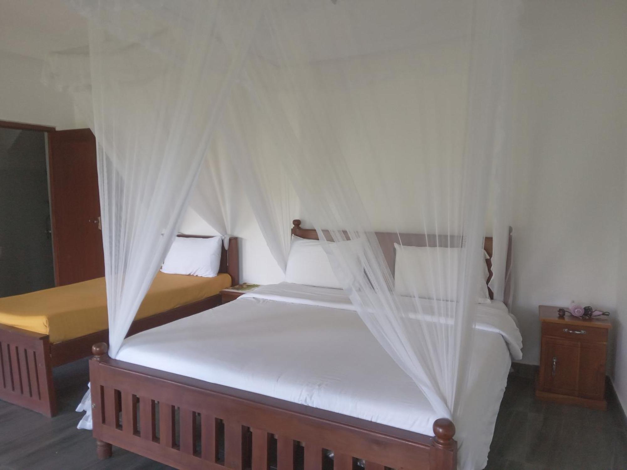 Chamodya Home Stay Ела Екстериор снимка