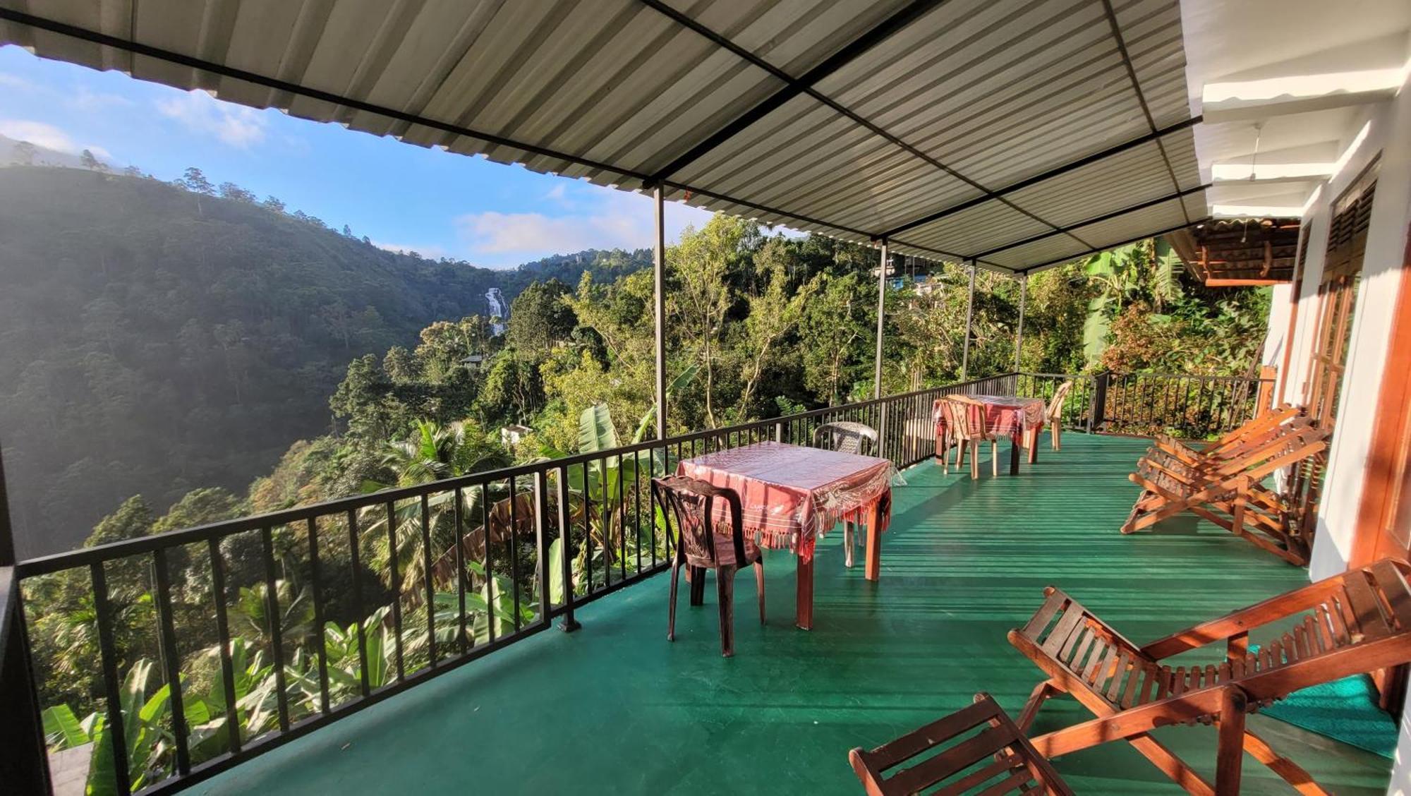 Chamodya Home Stay Ела Екстериор снимка